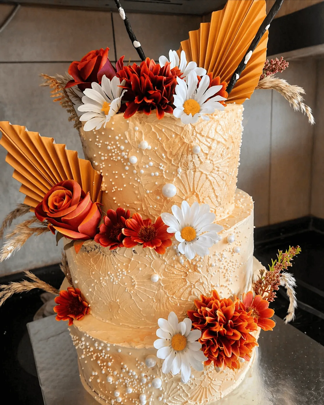 Autumn floral wedding cake